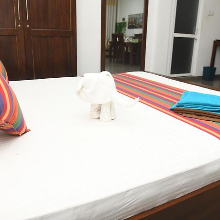 Wild Park Safari Home Stay Udawalawe Exterior foto