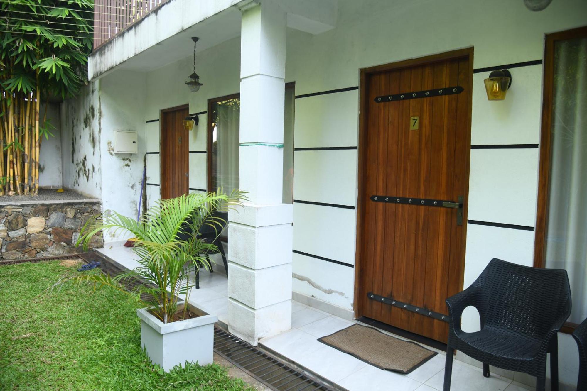 Wild Park Safari Home Stay Udawalawe Exterior foto
